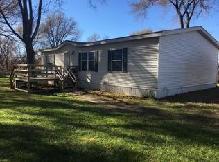 106 E River St, Brady, NE 69123