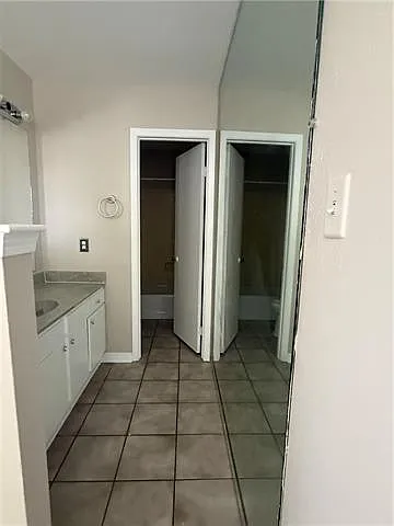 4141 Loire Dr — Photo 14