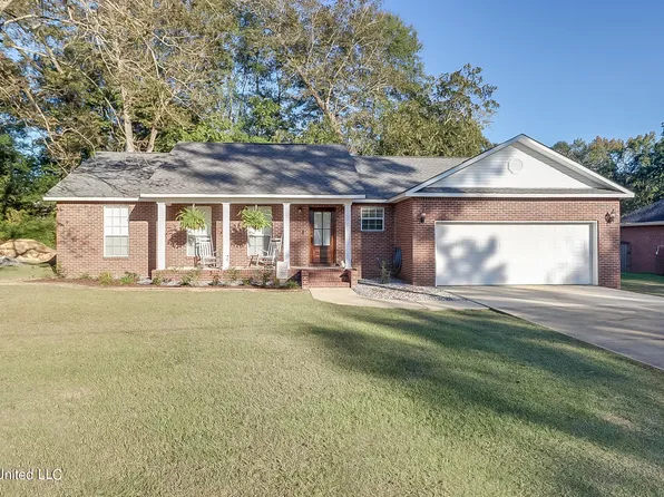 105 Noel St, Wiggins, MS 39577