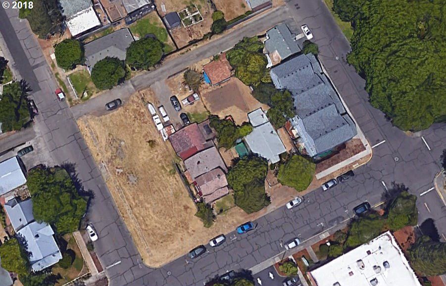 2nd image of 118 N 5th St