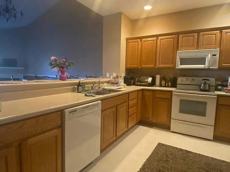 3832 Thornhill Cir — Photo 5