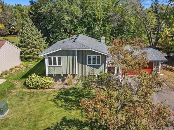 1719 Cudd Cir, Hudson, WI 54016