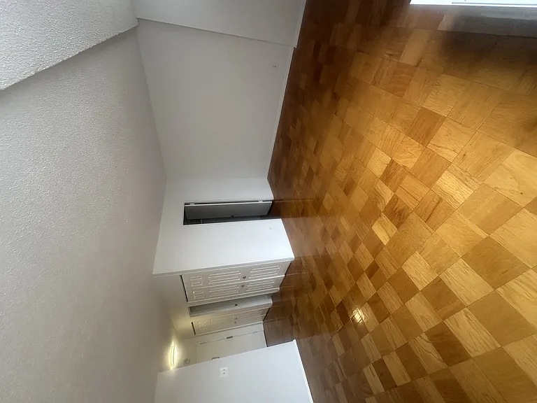Calvert House Apartments — Photo 41