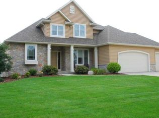 22304 Goldfinch Dr, Goshen, IN 46528