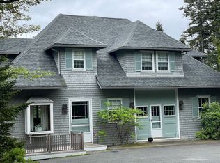 19 Upland Rd, Mount Desert, ME 04660