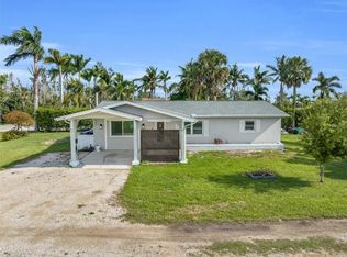 18130 Pioneer Rd, Fort Myers, FL 33908