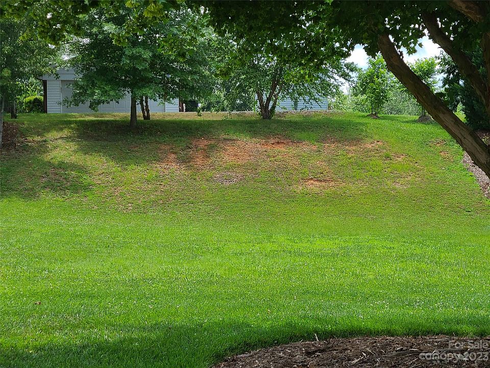 1st image of 107 Henrys Glen Dr #4