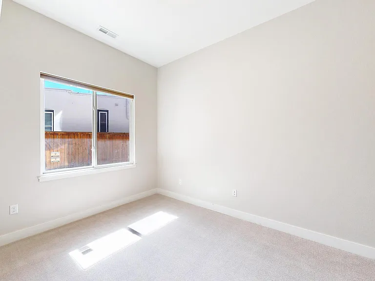 945 S Washington St — Photo 16