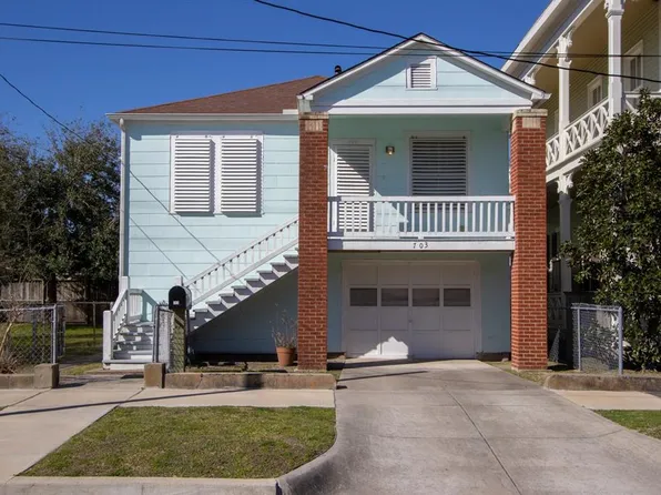 703 12th St, Galveston, TX 77550