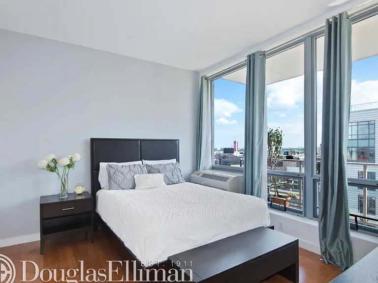 48-15 11th St #11C — Photo 6