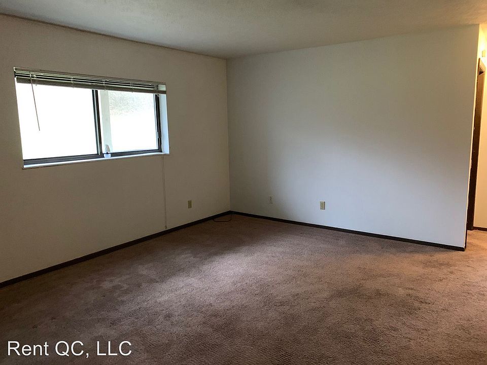 Timber Knoll 3741 3741 53rd St Moline, IL Zillow