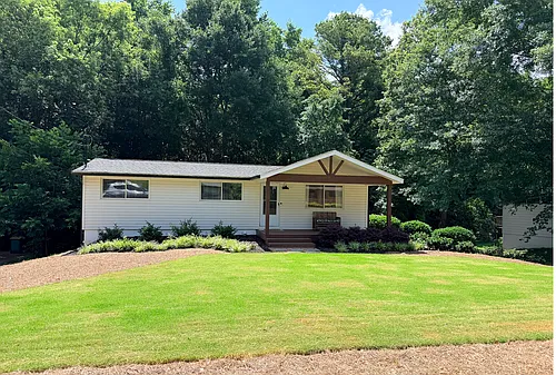 112 Robinhood Dr Photo 1