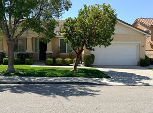 24058 Via Vizcaya, Santa Clarita, CA 91354