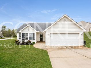 318 Skipping Stone Ln, Spartanburg, SC 29303