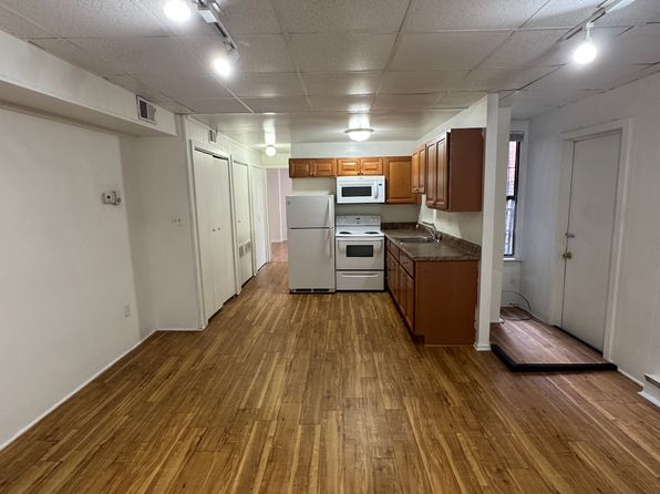 916 N Calvert St APT 2R