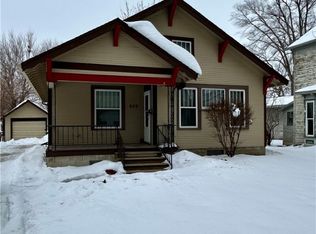 609 E Jefferson St, Winterset, IA 50273