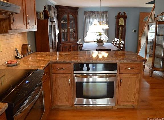 Custom cabinets, gorgeous g...