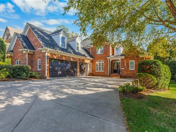 210 Surrey Path Ct, Winston Salem, NC 27104