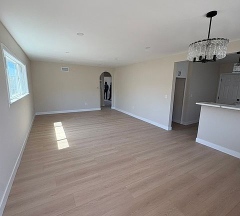 4th image of 4045 W 166th St
