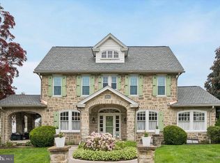 2456 Hillcrest Rd, Drexel Hill, PA 19026