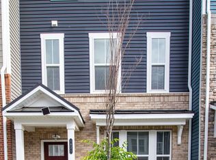 1821 Iris Ln, Hanover, MD