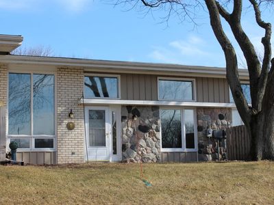 12905 N Colony Dr, Mequon, WI, 53097