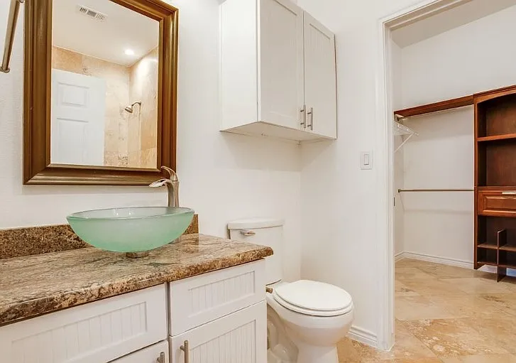 2 bed, 968 sqft, $1,075 — Photo 4
