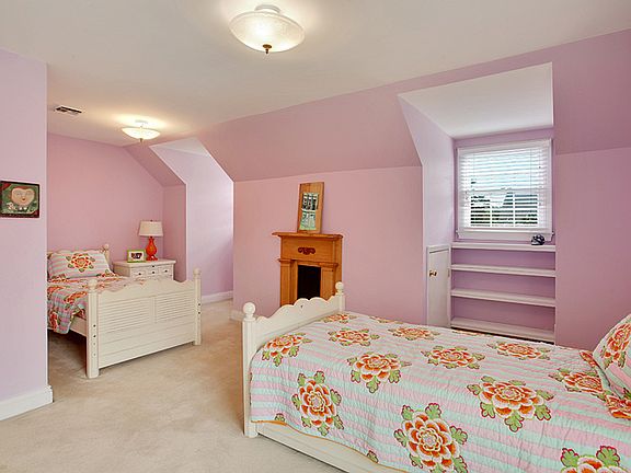 5th image of 2715 Camp St