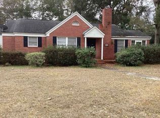 708 Magnolia Dr, Waycross, GA 31501