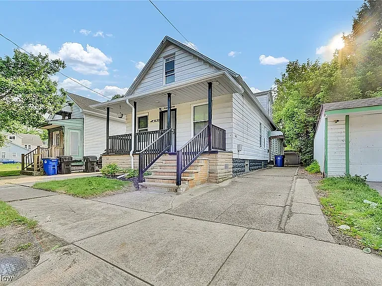 Building Photo - 3620 E 63rd St #2