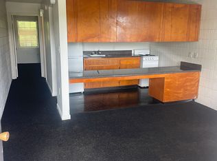 782 W James St, Rossville, GA 30741