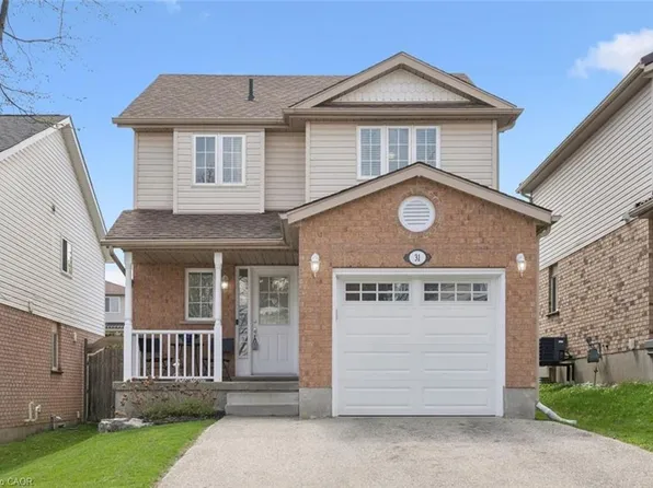 31 Tisdale Ct, Kitchener, ON N2A 4H5