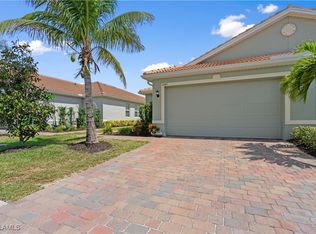3041 Royal Gardens Ave, Fort Myers, FL 33916