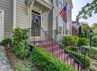 1272 Village Run, Atlanta, GA 30319