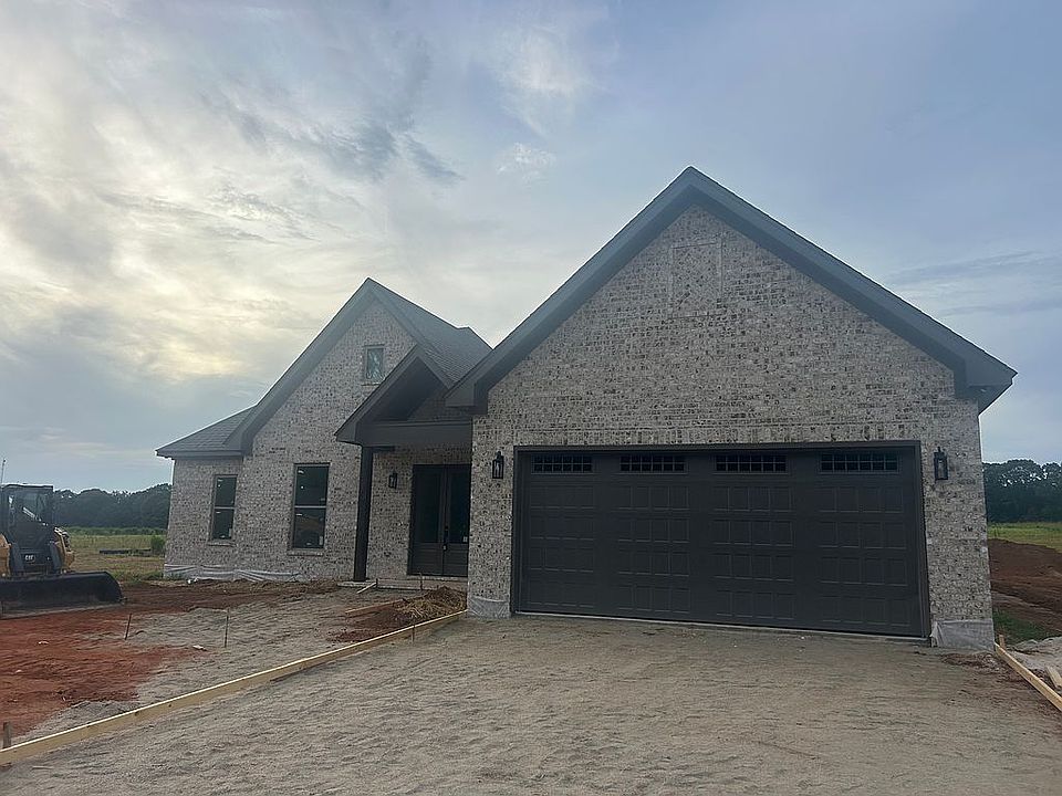 2nd image of 718 Riverknolle Rd