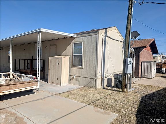 4th image of 722 Primrose Lane