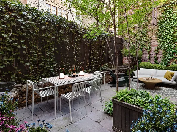 221 W 21st St #1C, Manhattan, NY 10011