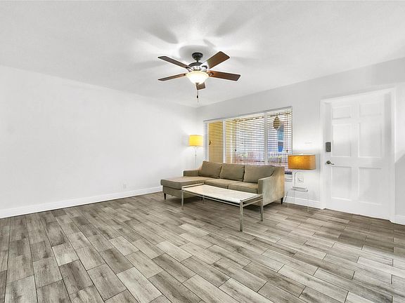 5th image of 100 SE 6th Avenue #104