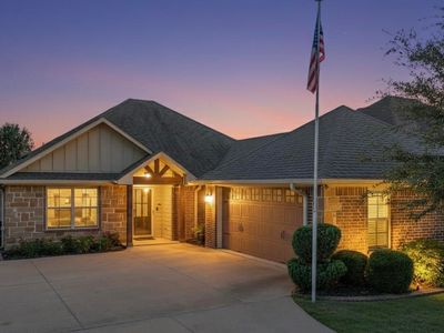 727 Abbey Rd, Lindale, TX, 75771