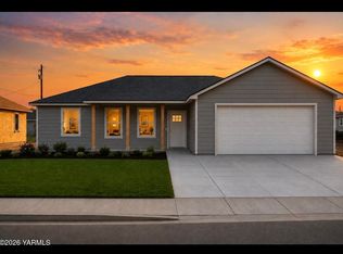 2104 Lovance Ln, Yakima, WA 98903