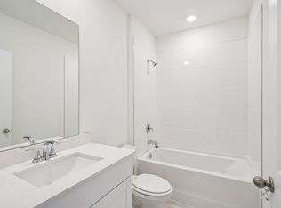 847 Sunshower Dr, Lady Lake, FL 32159