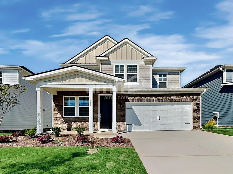 3511 Lincoln Heights Ln — Photo 1