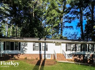 2515 Cottonwood Dr, Marietta, GA 30066