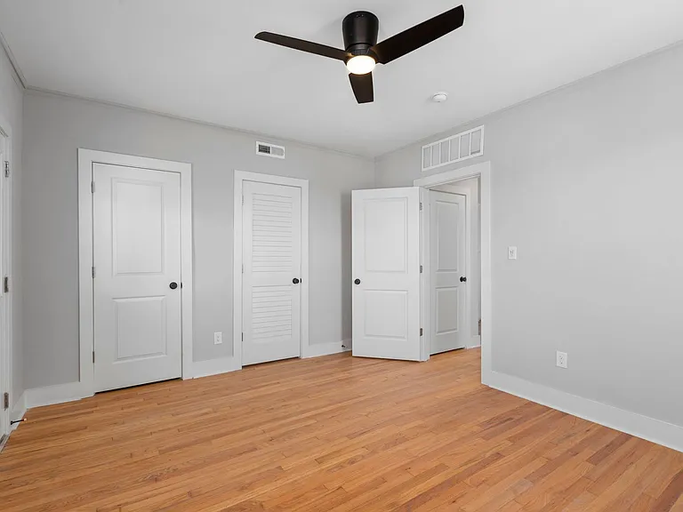 6201 Arsenal through 3051 Clifton — Photo 10