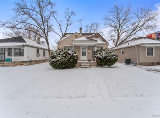 9980 Ashton Ave, Detroit, MI 48228