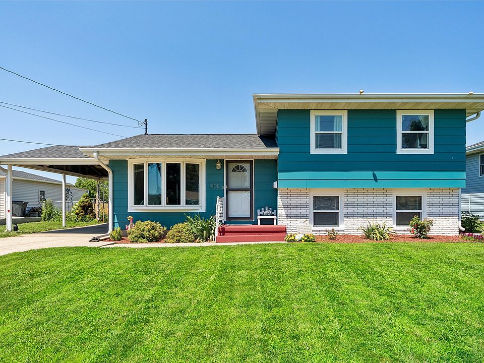 1st image of 1408 N 9th Avenue Pl E