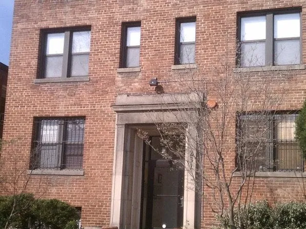 231 15th St SE APT 201, Washington, DC 20003