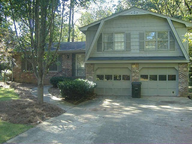 1st image of 3287 River Oak Way