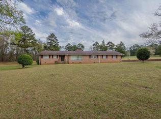 102 Kingston Dr, Laurens, SC 29360