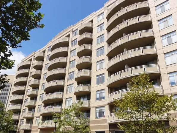 4801 Fairmont Ave, Bethesda, MD